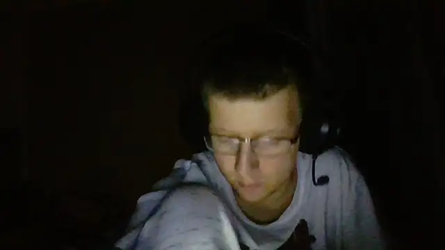 Snapshot of David250692 chatting on March 22, 2026, 1:12 pm David250692 online show from March 22, 2026, 1:12 pm