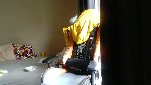 Snapshot of David250692 chatting on March 26, 2026, 12:03 pm David250692 online show from March 26, 2026, 12:03 pm