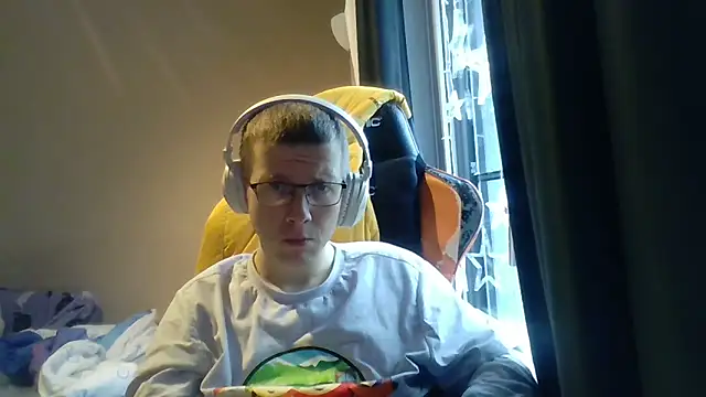 Snapshot of David250692 chatting on February 11, 2026, 12:49 pm David250692 online show from February 11, 2026, 12:49 pm