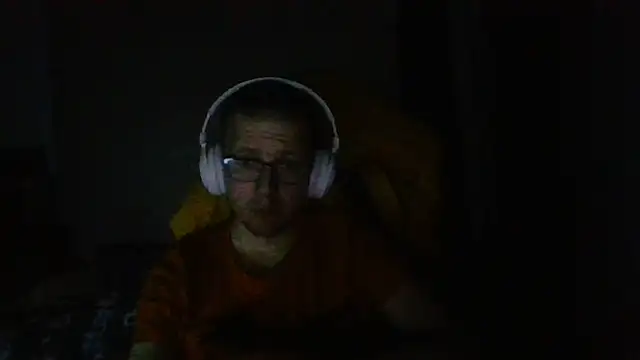 Snapshot of David250692 chatting on February 20, 2026, 6:54 pm David250692 online show from February 20, 2026, 6:54 pm