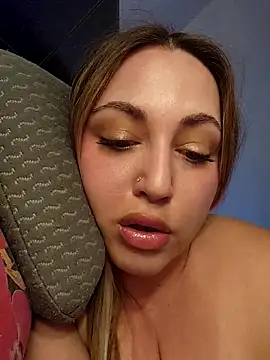 Snapshot of sofiabichota chatting on December 16, 2025, 4:22 pm sofiabichota online show from December 16, 2025, 4:22 pm