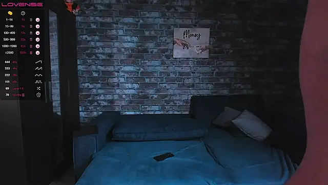 mark normal online show from November 13, 2025, 3:21 am