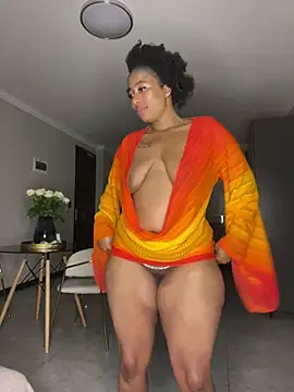 Snapshot of CurvyDesire1 chatting on July 29, 2026, 8:30 pm CurvyDesire1 online show from July 29, 2026, 8:30 pm