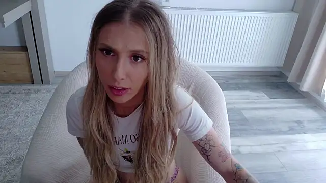 Snapshot of Diddy_sweet chatting on October 24, 2025, 12:15 pm Diddy sweet online show from October 24, 2025, 12:15 pm