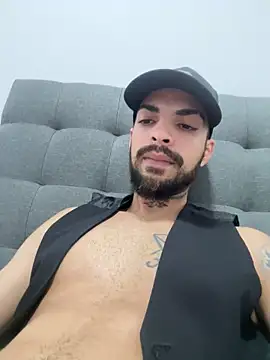 Snapshot of phellipestronda chatting on October 13, 2025, 8:10 pm phellipestronda online show from October 13, 2025, 8:10 pm