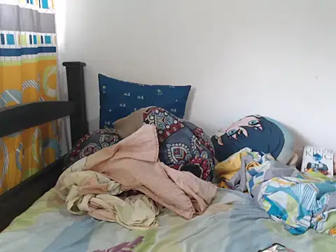 alisterxxx online show from October 24, 2025, 2:38 pm