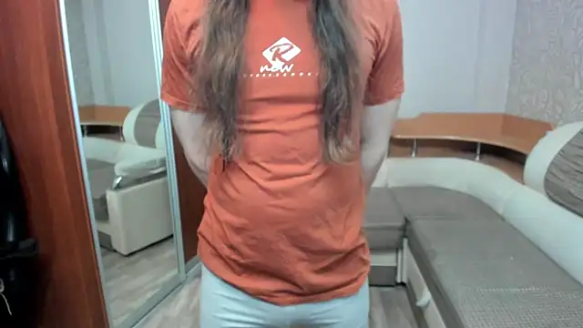 Marrymepls online show from December 4, 2025, 8:30 pm