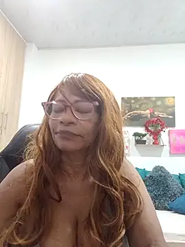 BustyMilf  online show from April 8, 2026, 1:01 pm