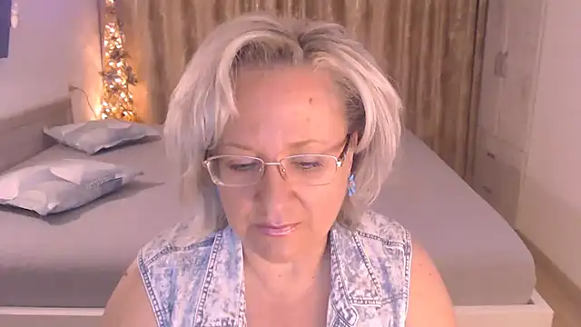 Snapshot of Raisshy chatting on July 10, 2026, 2:50 pm Raisshy online show from July 10, 2026, 2:50 pm