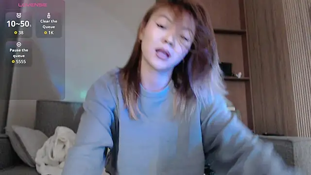 Snapshot of Nyx_Lina chatting on May 20, 2026, 5:04 am Nyx Lina online show from May 20, 2026, 5:04 am