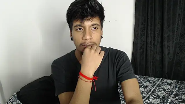 Snapshot of stevenosori chatting on October 14, 2025, 6:25 am stevenosori online show from October 14, 2025, 6:25 am