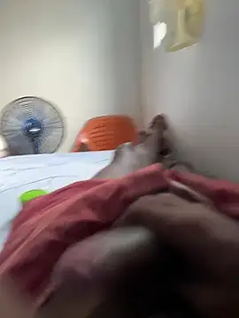 elnegro 696 online show from December 2, 2025, 8:43 pm