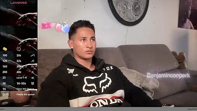 BenjaminCooperk online show from October 7, 2025, 4:46 am