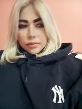 HorneyKitten online show from October 11, 2025, 1:06 am