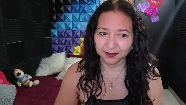 Snapshot of katifoxx chatting on February 27, 2026, 3:45 pm katifoxx online show from February 27, 2026, 3:45 pm