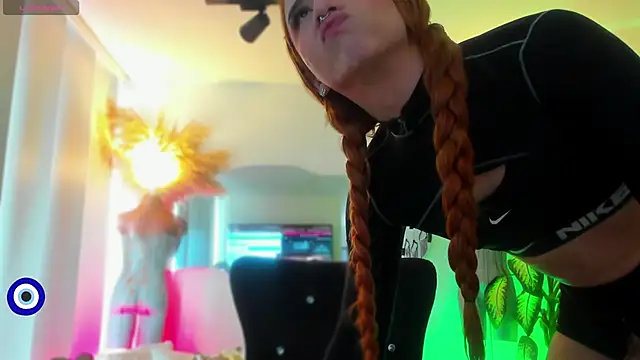 Angel Peach online show from October 29, 2025, 2:27 pm