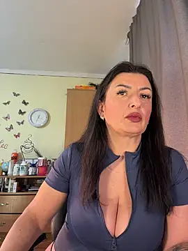 Snapshot of Hotangel75 chatting on February 23, 2026, 9:21 am Hotangel75 online show from February 23, 2026, 9:21 am