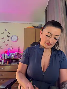 Snapshot of Hotangel75 chatting on March 11, 2026, 10:09 am Hotangel75 online show from March 11, 2026, 10:09 am