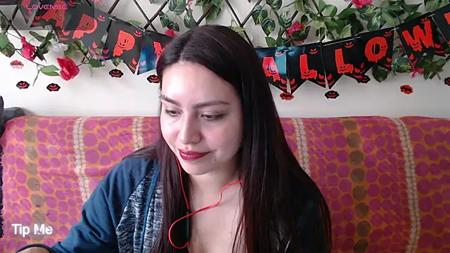 Jack Emily1 online show from October 28, 2025, 4:39 pm