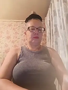 Snapshot of Cerd_Ayaz chatting on July 24, 2026, 1:01 am Cerd Ayaz online show from July 24, 2026, 1:01 am