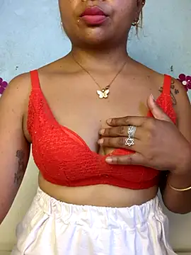 Snapshot of cathy_doll28 chatting on March 4, 2026, 9:50 am cathy doll28 online show from March 4, 2026, 9:50 am