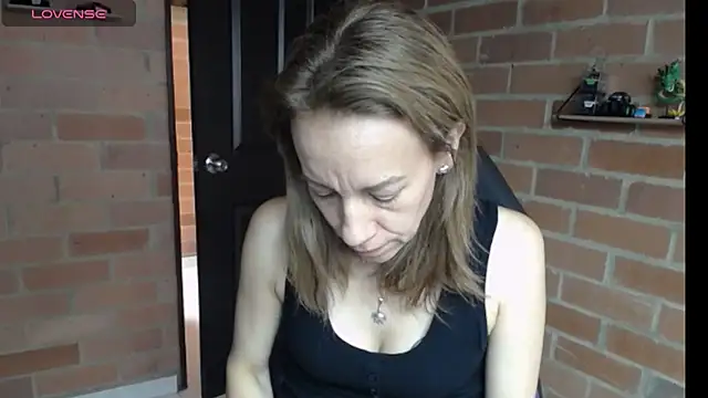 cristin doll  online show from April 28, 2026, 1:26 pm