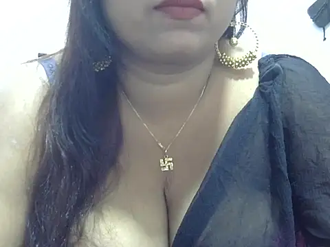 ROSEE MERRYYYY online show from January 16, 2026, 6:12 pm