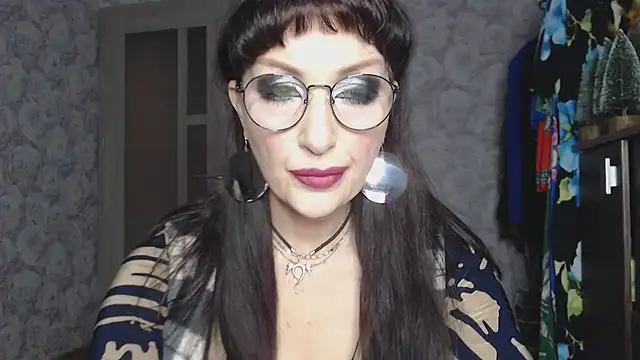 Aziza1 online show from November 12, 2025, 12:31 pm