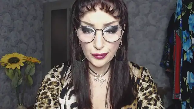 Aziza1 online show from April 25, 2026, 2:03 pm