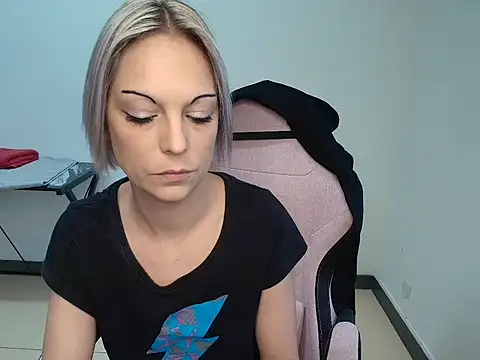 alixfeeling online show from April 28, 2026, 12:53 pm