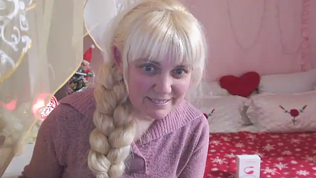 Snapshot of SunnySylvia chatting on January 2, 2025, 5:07 pm SunnySylvia online show from January 2, 2025, 5:07 pm