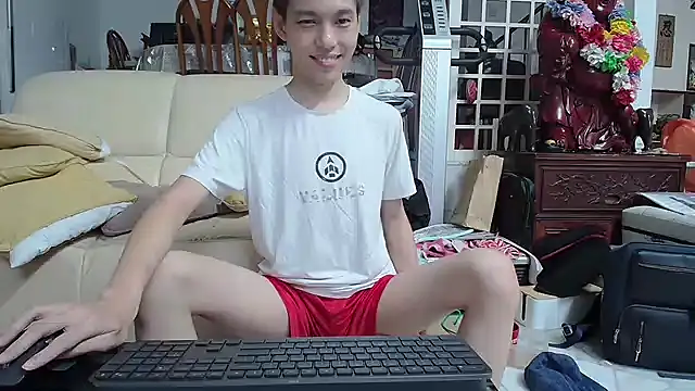 andrewooi online show from January 25, 2025, 7:28 pm