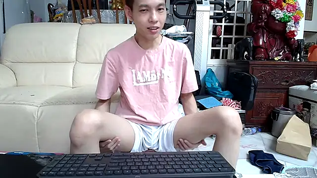 andrewooi online show from January 5, 2025, 9:15 am