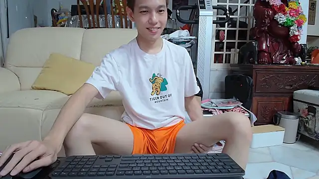 andrewooi online show from January 20, 2025, 2:46 pm