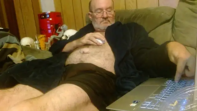 snickers1 online show from October 12, 2025, 2:35 am