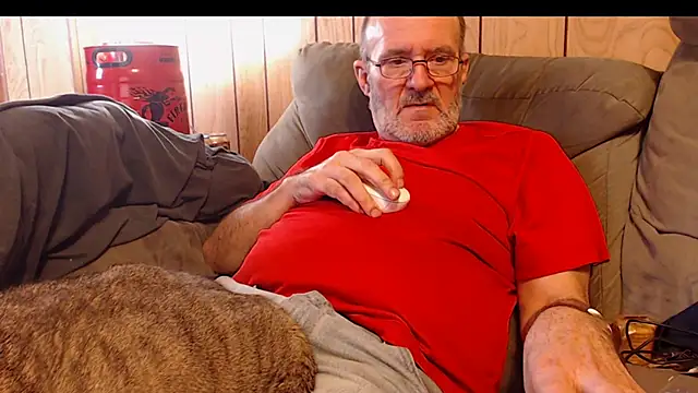 snickers1 online show from February 17, 2026, 2:03 pm