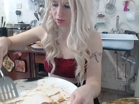 mimimi28 online show from January 22, 2025, 8:07 am