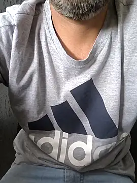 Snapshot of Leo_Big chatting on October 7, 2025, 11:55 am Leo Big online show from October 7, 2025, 11:55 am