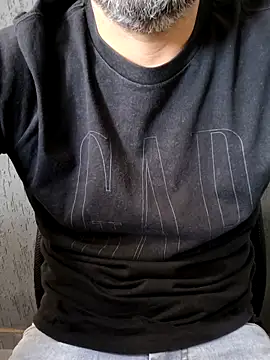 Snapshot of Leo_Big chatting on November 21, 2025, 12:59 pm Leo Big online show from November 21, 2025, 12:59 pm