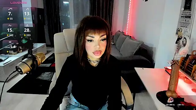 Miss kay1111 online show from November 18, 2025, 3:26 pm