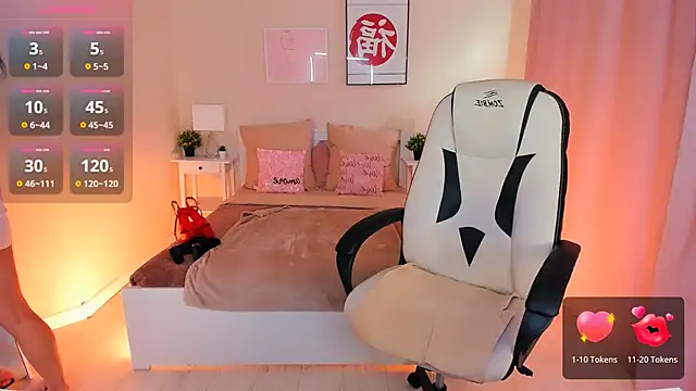 Snapshot of HelenaRegal chatting on October 19, 2025, 9:12 am HelenaRegal online show from October 19, 2025, 9:12 am