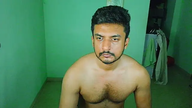 Snapshot of daringcutie chatting on April 18, 2026, 12:13 am daringcutie online show from April 18, 2026, 12:13 am