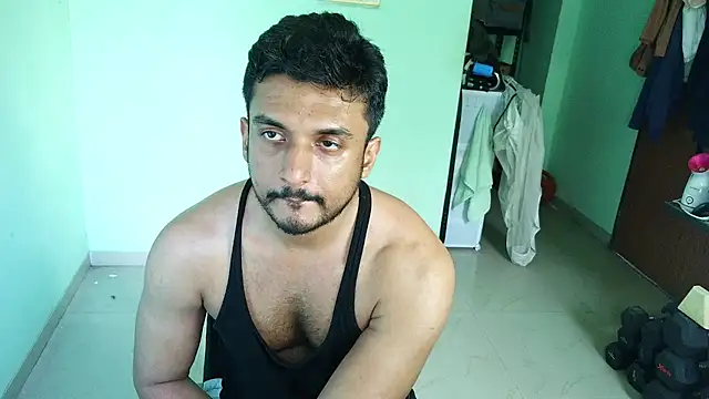 Snapshot of daringcutie chatting on May 14, 2026, 10:34 am daringcutie online show from May 14, 2026, 10:34 am