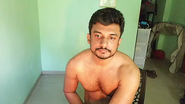 Snapshot of daringcutie chatting on May 17, 2026, 5:51 am daringcutie online show from May 17, 2026, 5:51 am