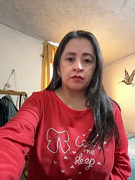 Snapshot of latinfemale chatting on August 5, 2026, 8:14 pm latinfemale online show from August 5, 2026, 8:14 pm