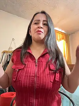 Snapshot of latinfemale chatting on July 13, 2026, 8:41 pm latinfemale online show from July 13, 2026, 8:41 pm