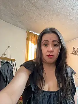 Snapshot of latinfemale chatting on July 21, 2026, 8:54 pm latinfemale online show from July 21, 2026, 8:54 pm