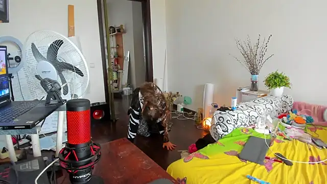 Snapshot of IamYourNarcotic chatting on October 21, 2025, 11:42 am IamYourNarcotic online show from October 21, 2025, 11:42 am