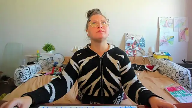 IamYourNarcotic online show from February 10, 2026, 9:08 am