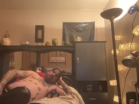 Snapshot of canadacockinme chatting on February 14, 2025, 11:42 pm canadacockinme online show from February 14, 2025, 11:42 pm